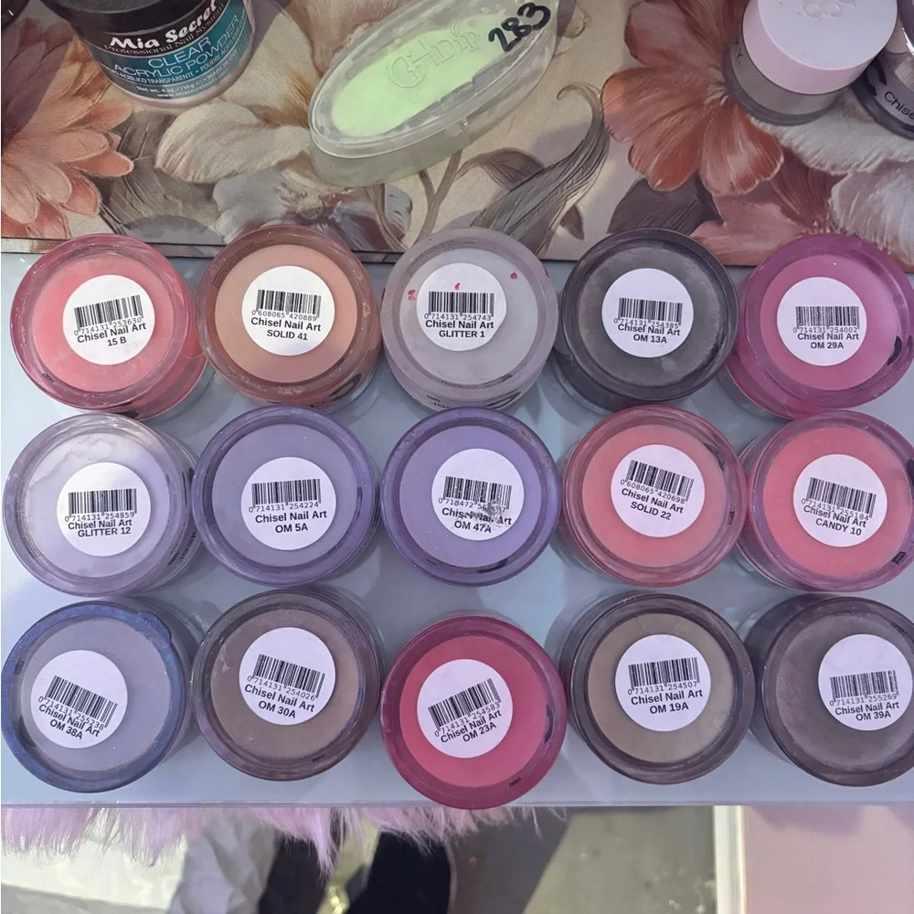 Chisel Acrylic Powder Bundle - Picture 2 of 3